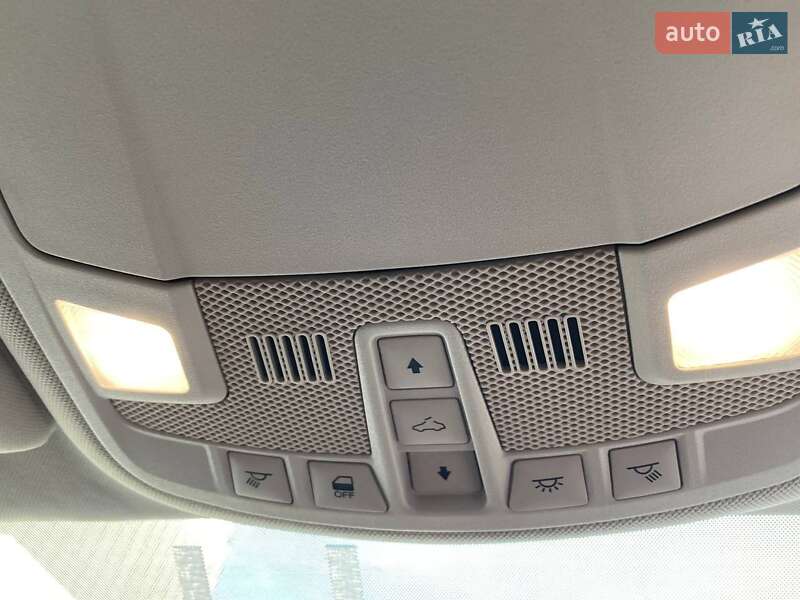 Седан Ford Fusion 2015 в Коломиї