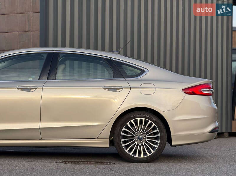 Седан Ford Fusion 2016 в Киеве