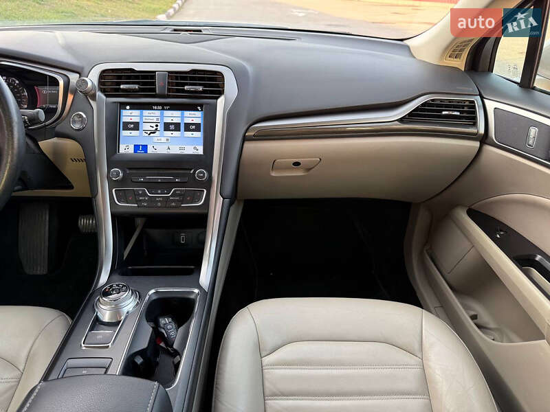 Седан Ford Fusion 2016 в Киеве