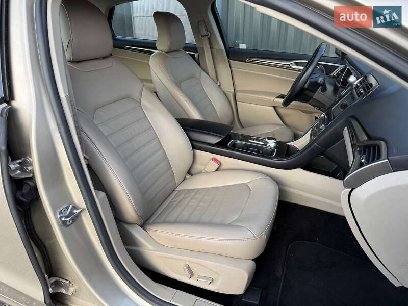 Седан Ford Fusion 2016 в Киеве