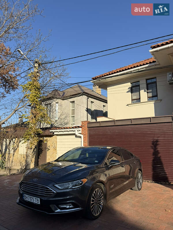 Седан Ford Fusion 2018 в Одессе фото Седан Ford Fusion 2018 в Одессе