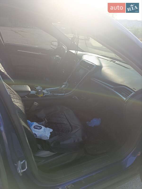 Седан Ford Fusion 2015 в Харкові