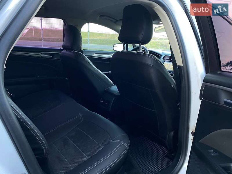 Седан Ford Fusion 2018 в Днепре фото 12 Седан Ford Fusion 2018 в Днепре