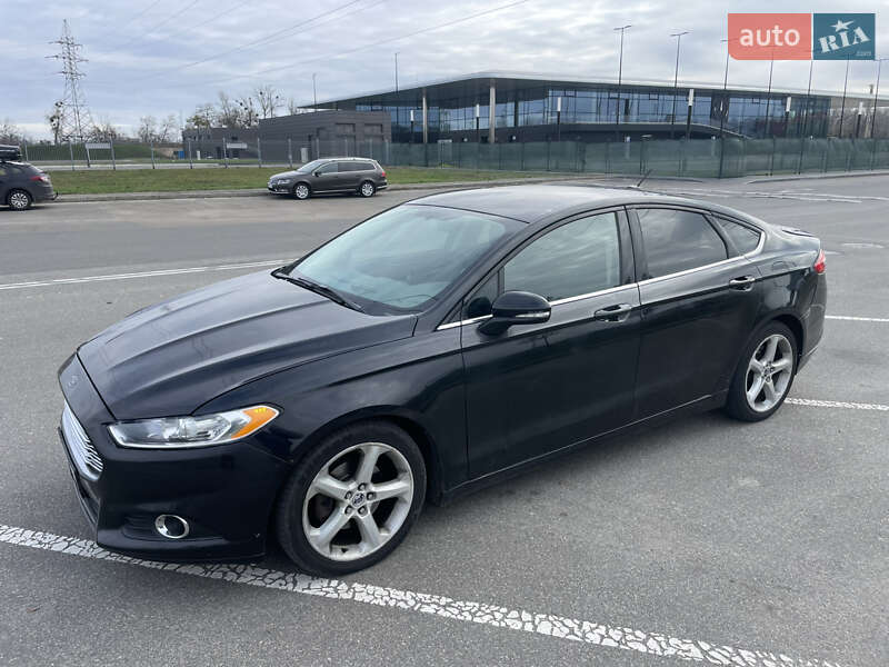 Седан Ford Fusion 2016 в Києві