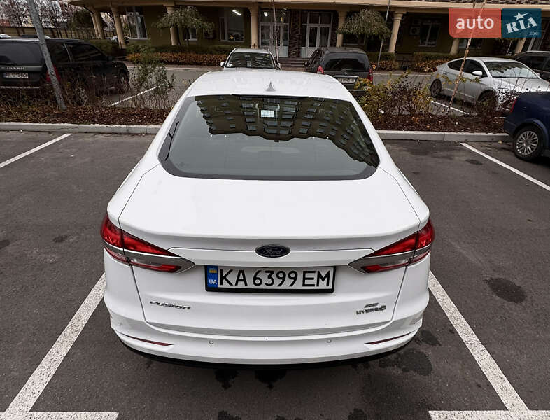 Седан Ford Fusion 2018 в Киеве