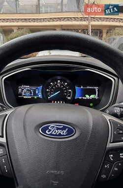 Седан Ford Fusion 2018 в Киеве