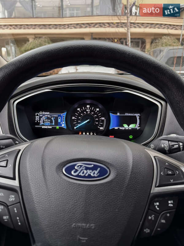 Седан Ford Fusion 2018 в Киеве