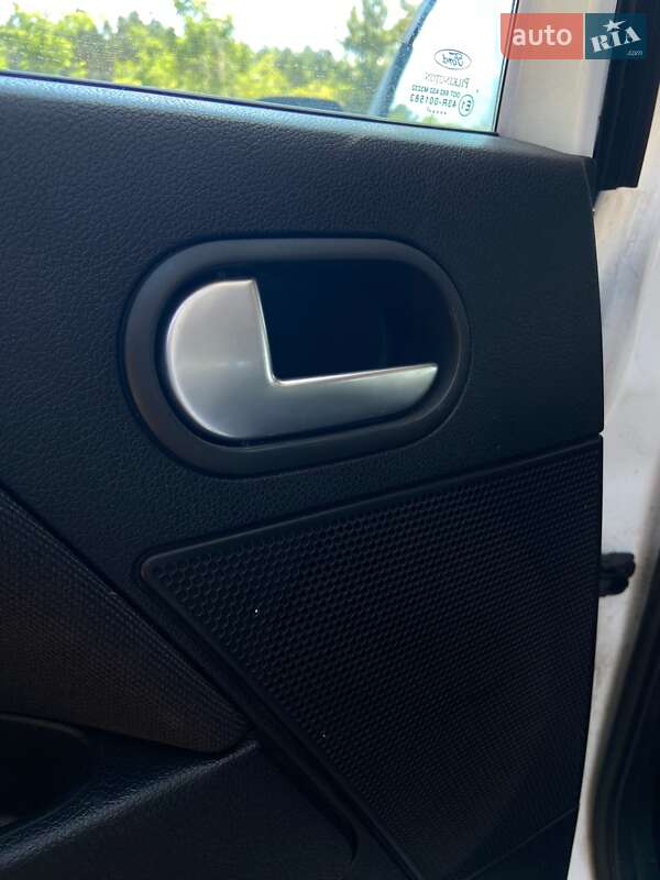Хетчбек Ford Fusion 2011 в Полтаві фото 10 Хетчбек Ford Fusion 2011 в Полтаві