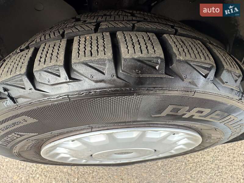 Хетчбек Ford Fusion 2003 в Чернівцях фото 34 Хетчбек Ford Fusion 2003 в Чернівцях