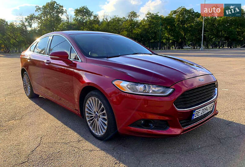 Седан Ford Fusion 2013 в Черкасах