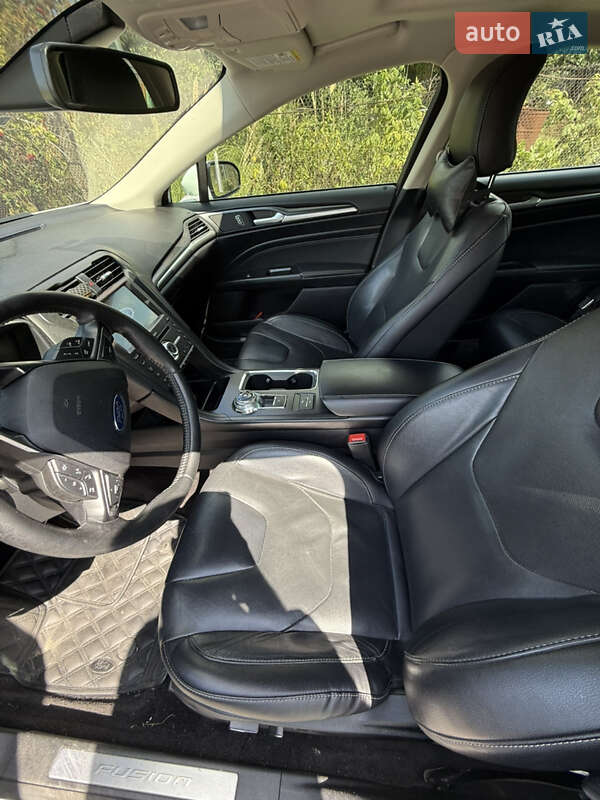 Седан Ford Fusion 2017 в Киеве
