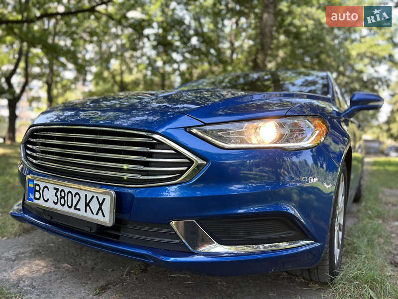 Седан Ford Fusion 2017 в Львові
