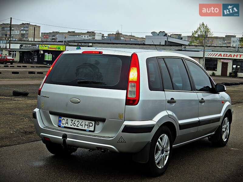 Хетчбек Ford Fusion 2008 в Черкасах фото 3 Хетчбек Ford Fusion 2008 в Черкасах