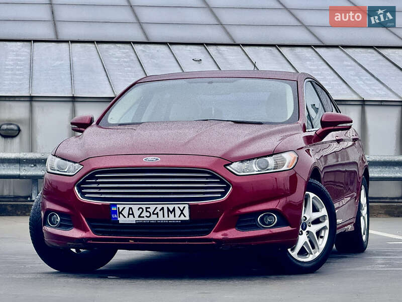 Седан Ford Fusion 2015 в Киеве