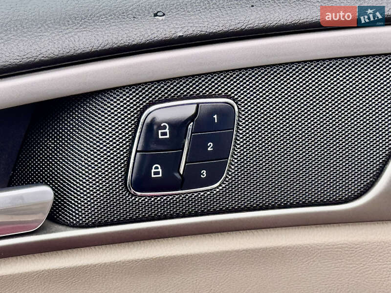 Седан Ford Fusion 2015 в Киеве