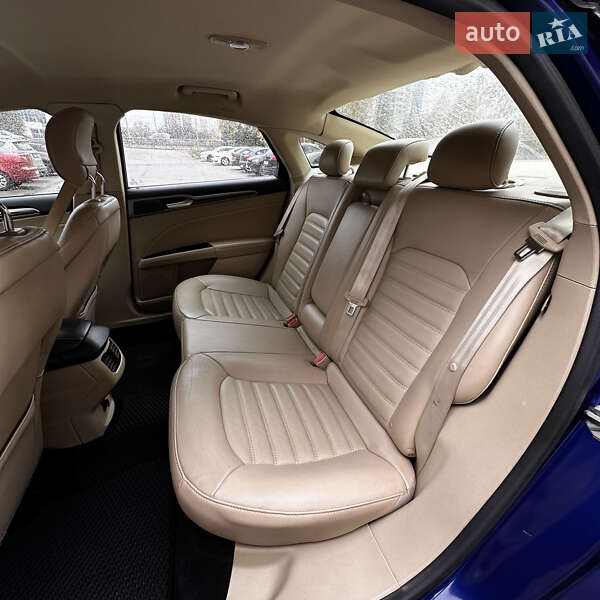 Седан Ford Fusion 2013 в Киеве фото 6 Седан Ford Fusion 2013 в Киеве