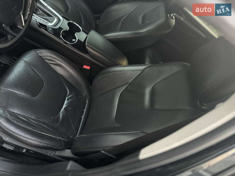 Седан Ford Fusion 2014 в Івано-Франківську