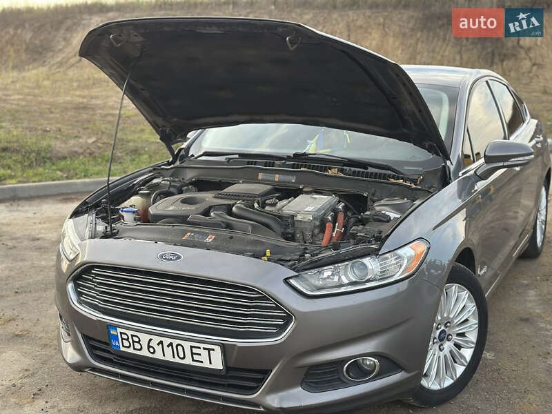 Седан Ford Fusion 2013 в Рівному фото 24 Седан Ford Fusion 2013 в Рівному