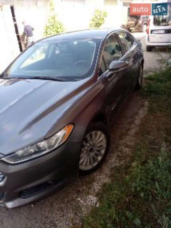 Седан Ford Fusion 2014 в Тернополе