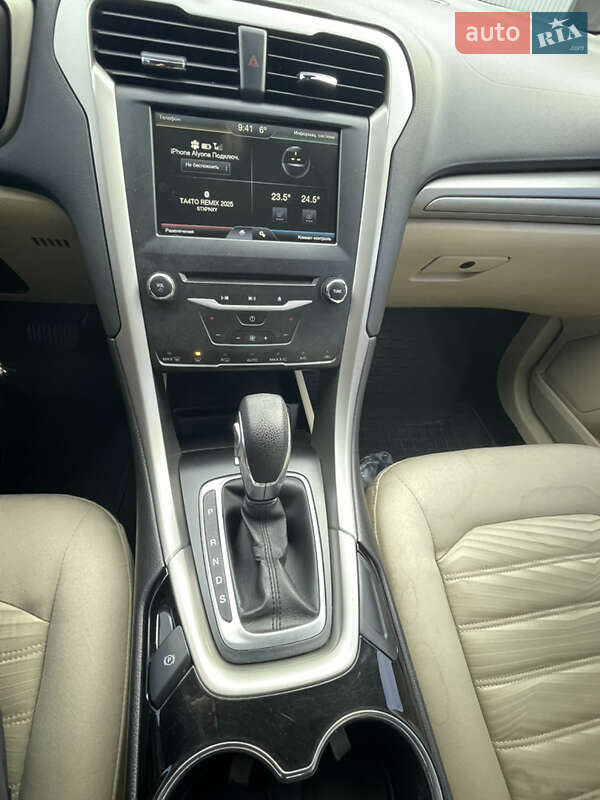 Седан Ford Fusion 2015 в Клесовому фото 6 Седан Ford Fusion 2015 в Клесовому