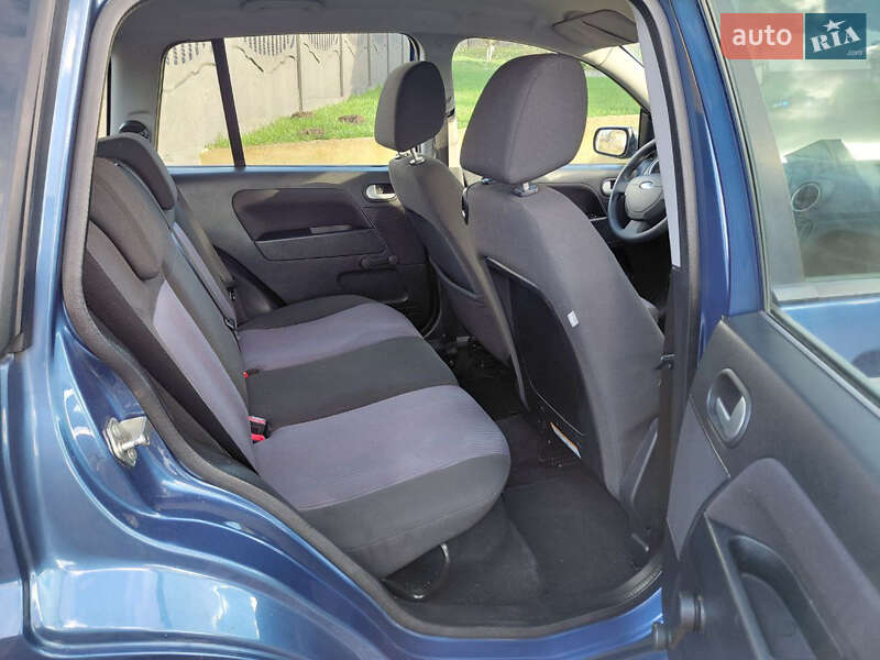 Хэтчбек Ford Fusion 2008 в Ровно