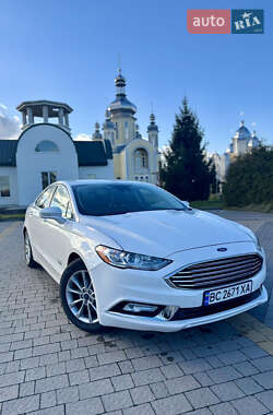 Седан Ford Fusion 2017 в Львове