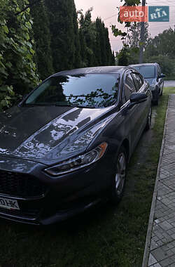 Седан Ford Fusion 2015 в Луцке