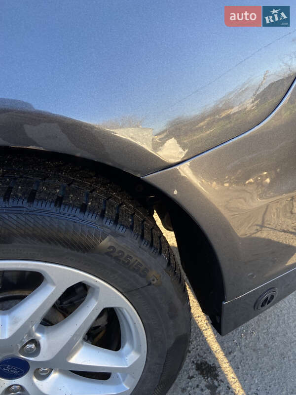 Седан Ford Fusion 2015 в Луцке