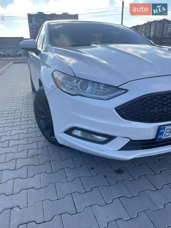 Седан Ford Fusion 2017 в Хмельницькому