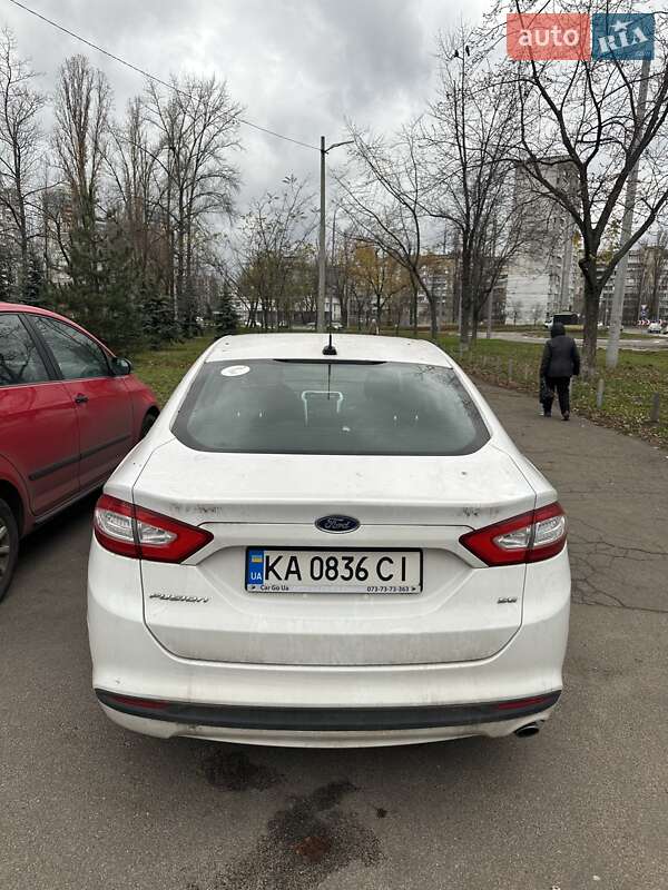 Седан Ford Fusion 2012 в Киеве фото 2 Седан Ford Fusion 2012 в Киеве