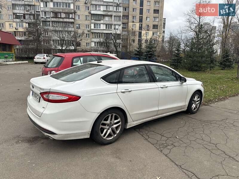 Седан Ford Fusion 2012 в Киеве фото 4 Седан Ford Fusion 2012 в Киеве
