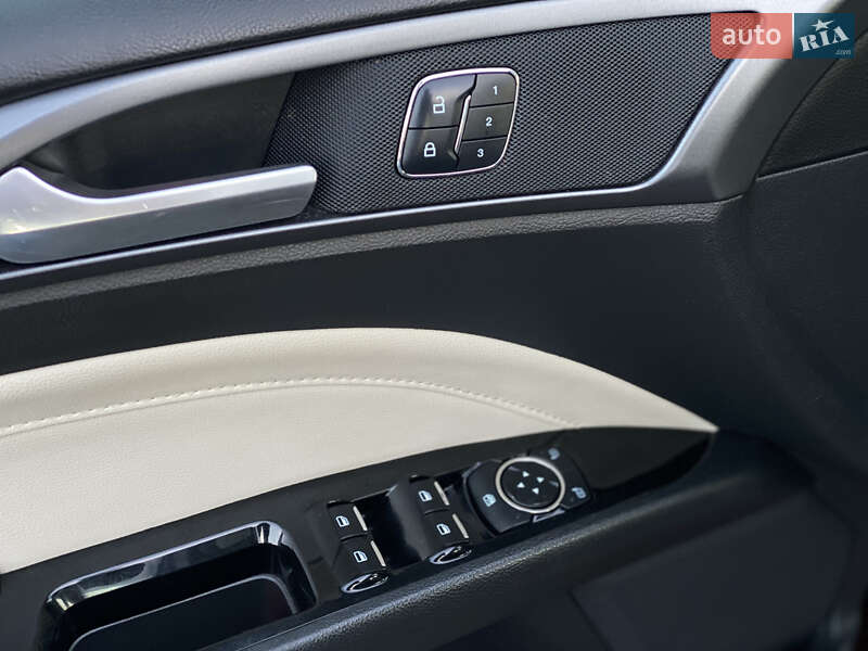 Седан Ford Fusion 2015 в Луцке фото 37 Седан Ford Fusion 2015 в Луцке