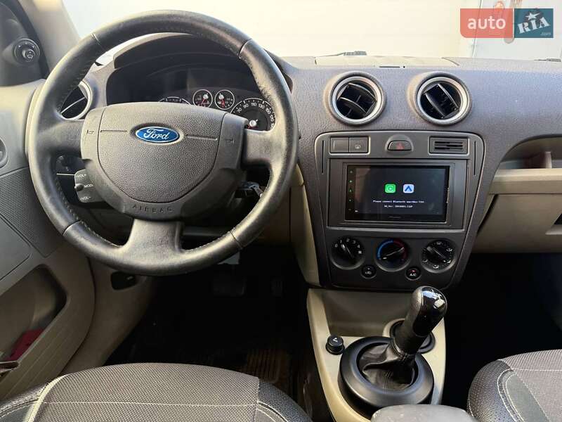 Хэтчбек Ford Fusion 2007 в Киеве