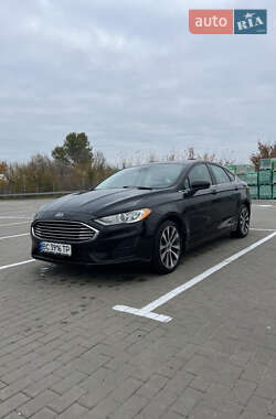 Седан Ford Fusion 2019 в Киеве
