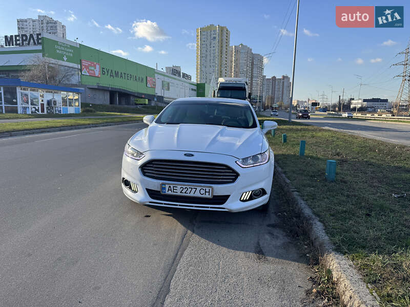 Седан Ford Fusion 2014 в Києві
