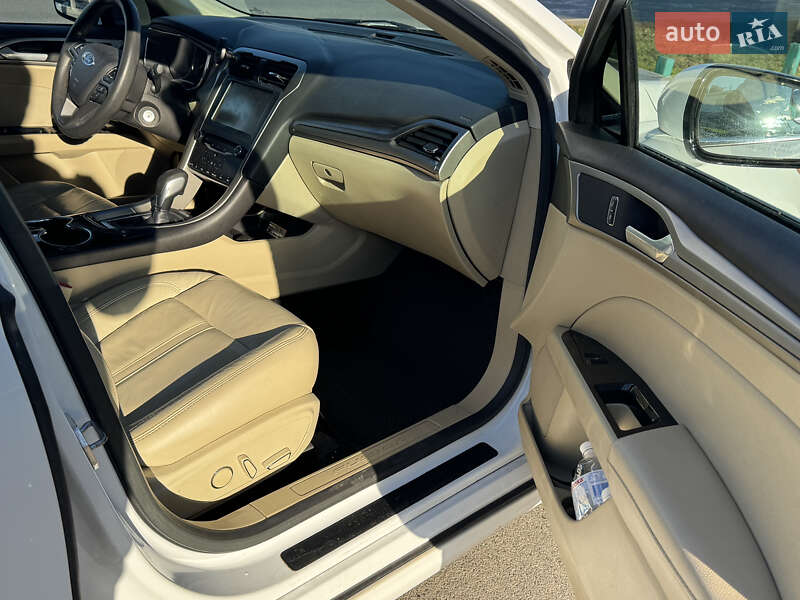 Седан Ford Fusion 2014 в Києві