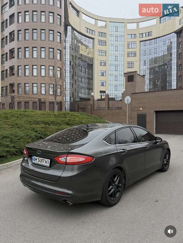 Седан Ford Fusion 2015 в Харькове