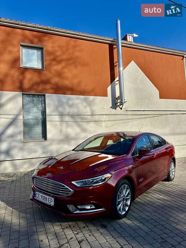 Седан Ford Fusion 2016 в Чернівцях