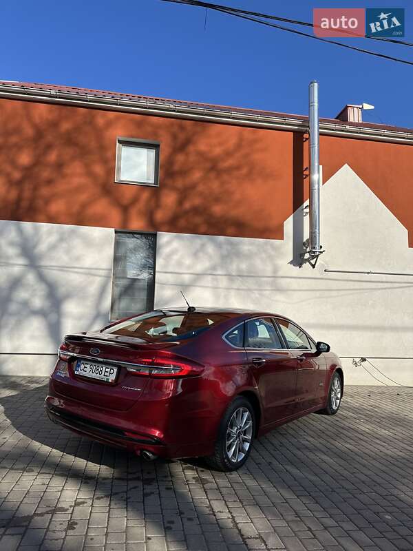 Седан Ford Fusion 2016 в Чернівцях