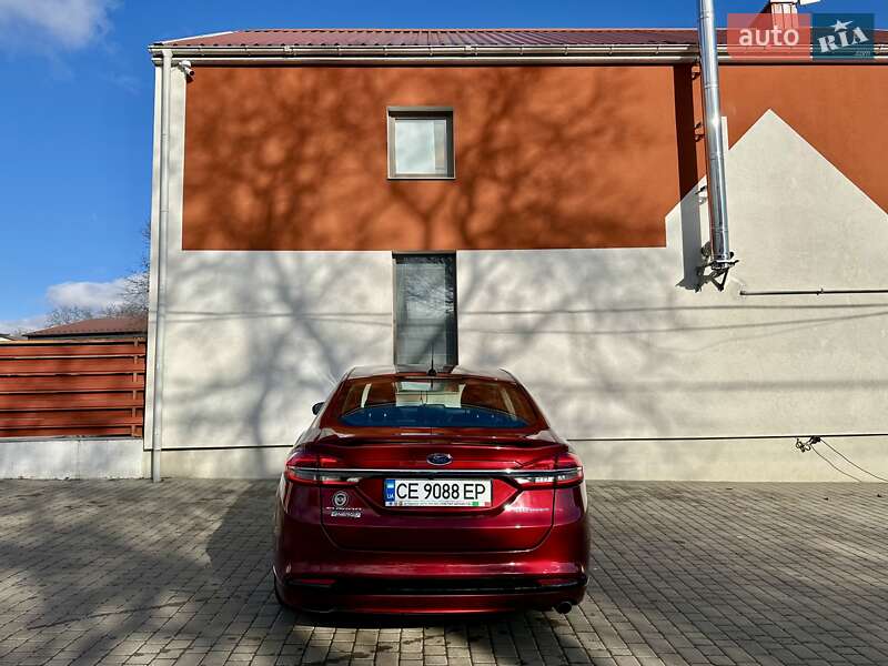 Седан Ford Fusion 2016 в Чернівцях