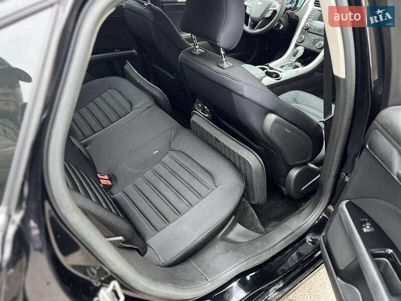 Седан Ford Fusion 2015 в Киеве