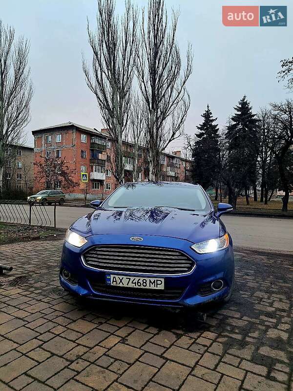 Седан Ford Fusion 2015 в Балаклії
