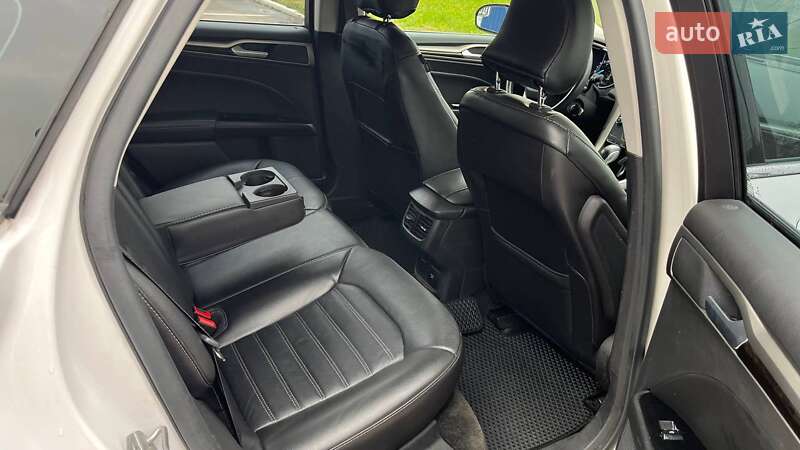 Седан Ford Fusion 2015 в Киеве