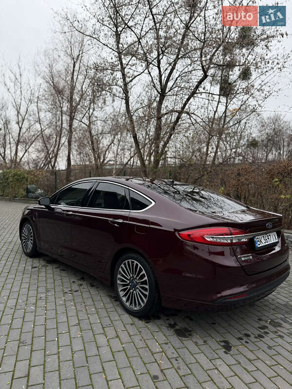 Седан Ford Fusion 2017 в Ровно