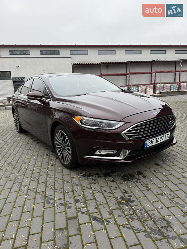 Седан Ford Fusion 2017 в Ровно