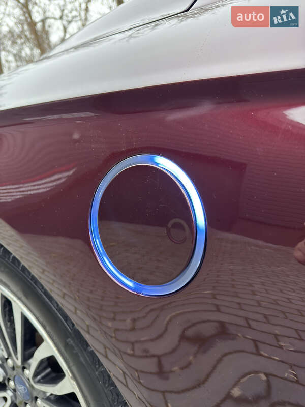 Седан Ford Fusion 2017 в Ровно