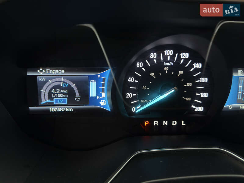 Седан Ford Fusion 2017 в Ровно