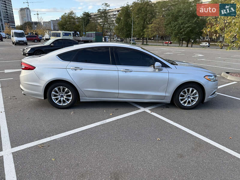 Седан Ford Fusion 2017 в Києві
