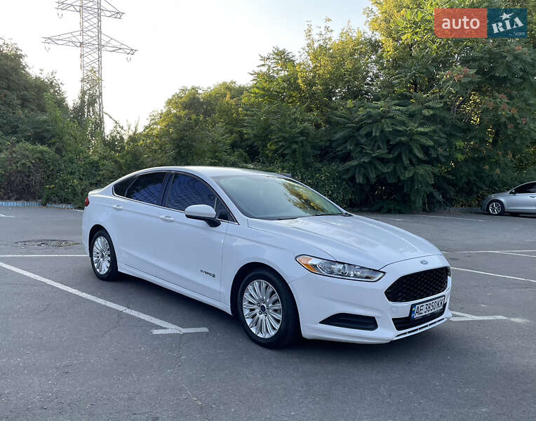 Ford Fusion 2015