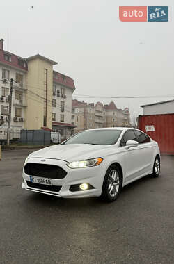 Седан Ford Fusion 2015 в Киеве